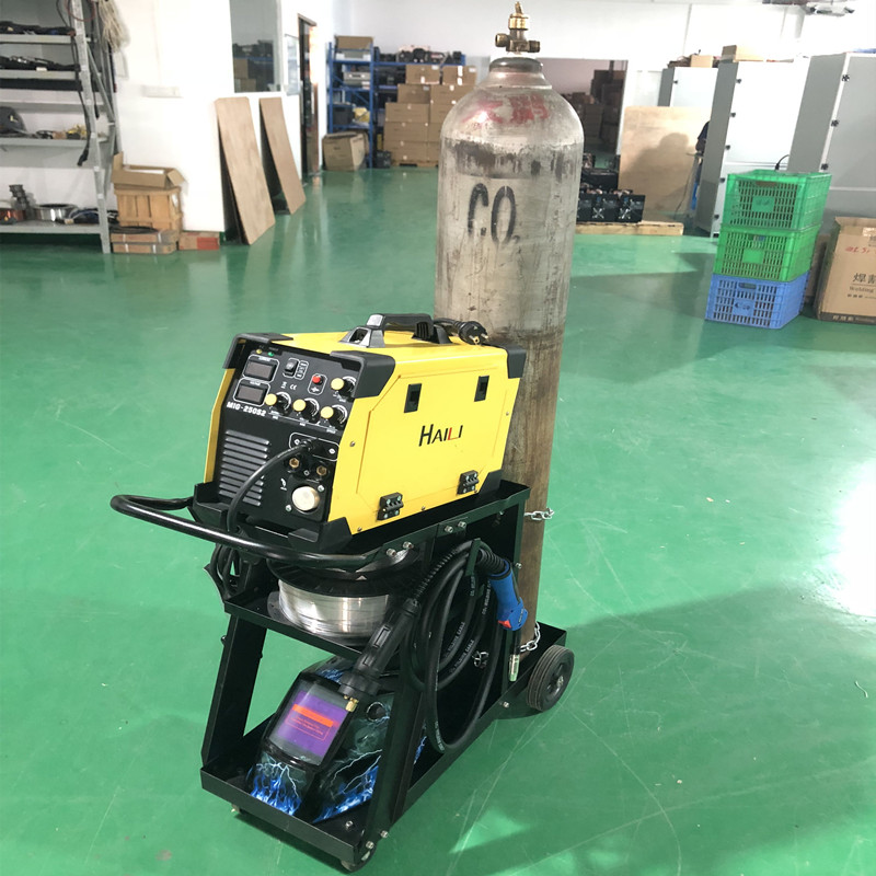 Spawanie łukowe argonem Elektr – Workshop Tools Shelf recenzja i cena